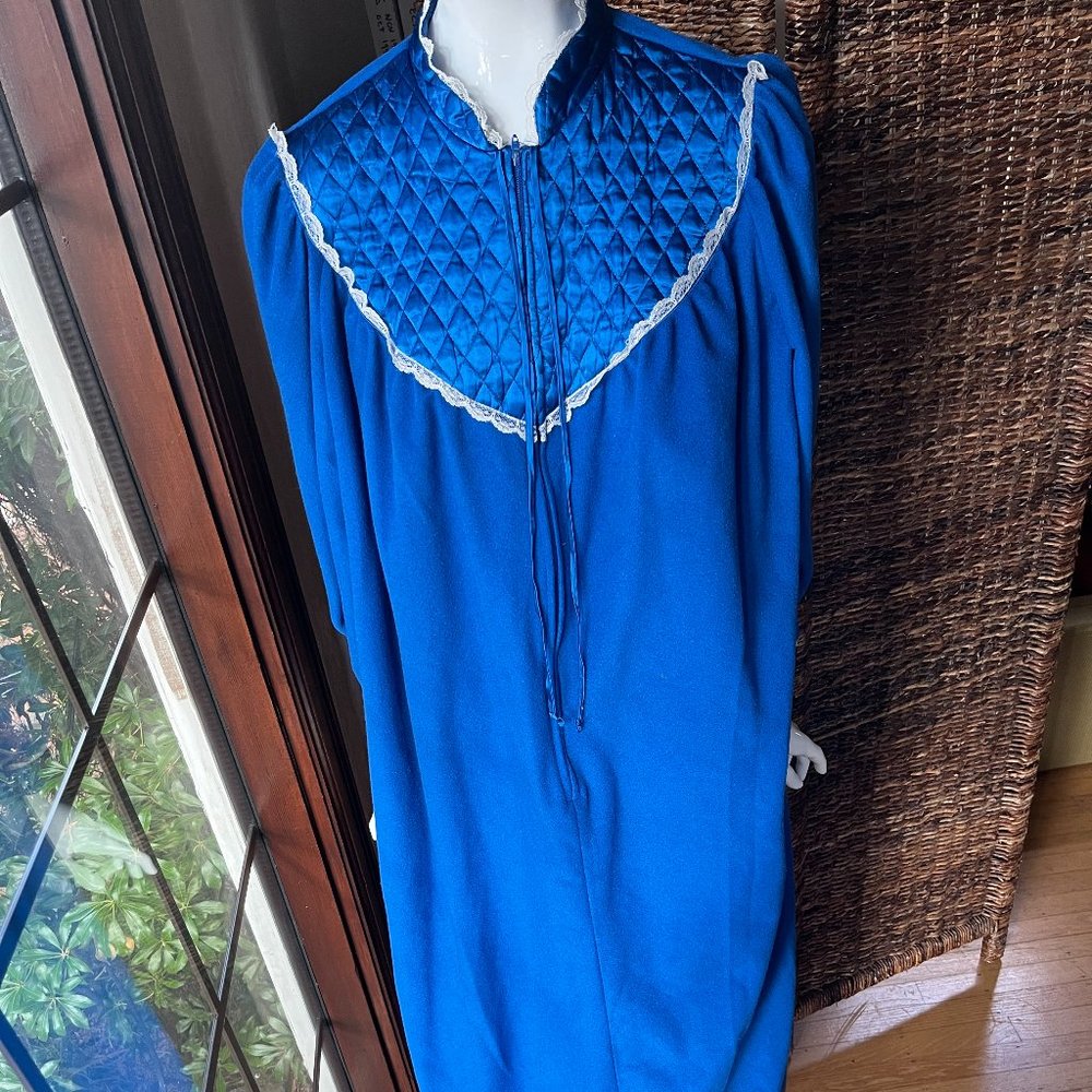 Vintage Tiffany Housecoat / Loungewear